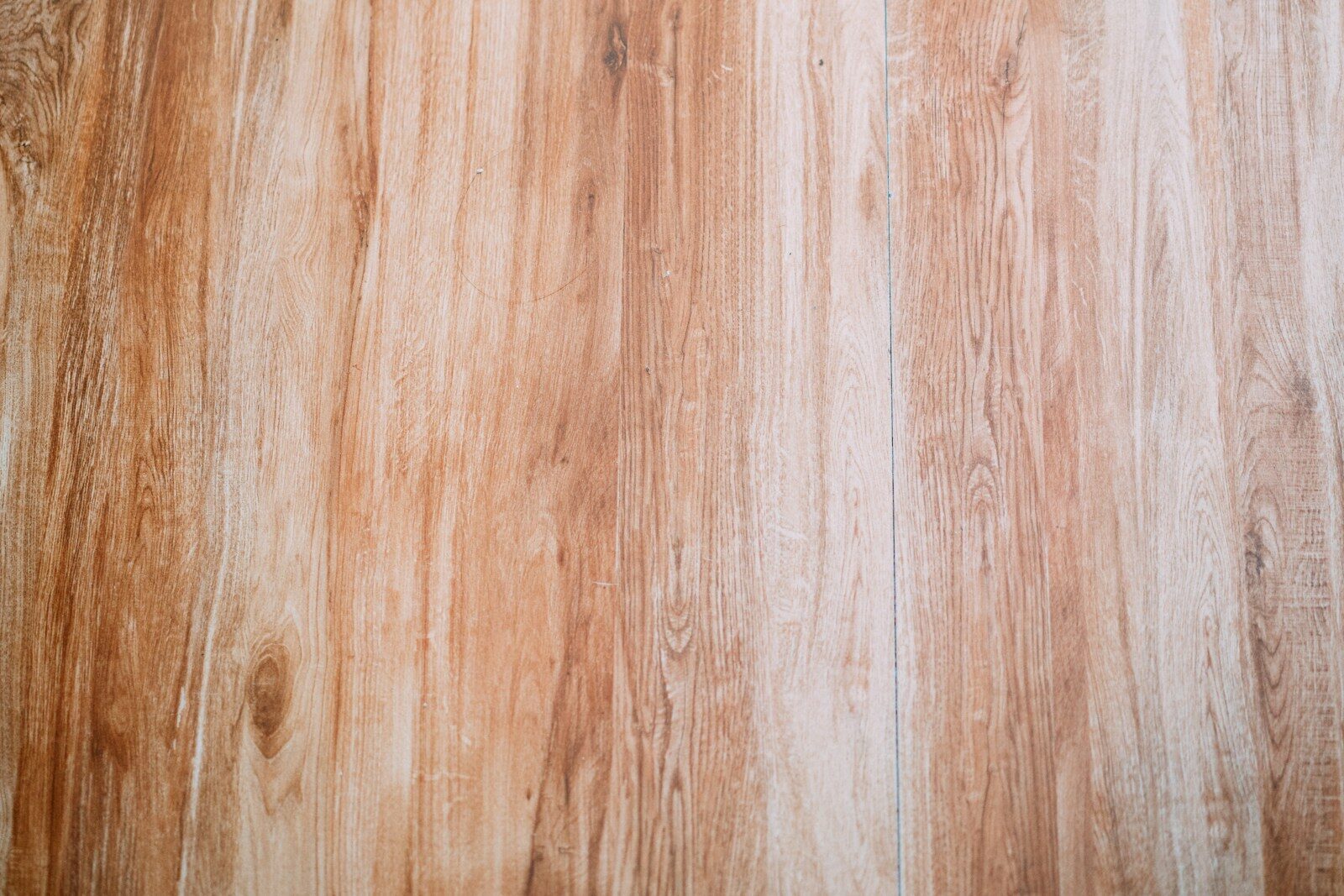 a close up of a wood grain surface